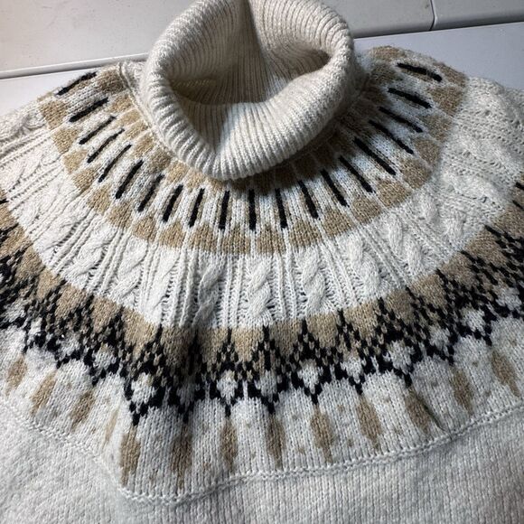 Old Navy Cozy Fair Isle Cable Knit Turtleneck Sweater Neutral Cozy Women XXL - Picture 2 of 8